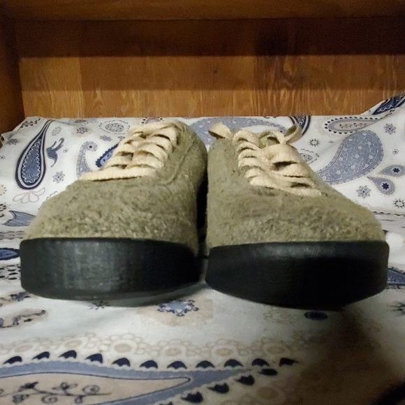 PUMA - Picture 2 of 8